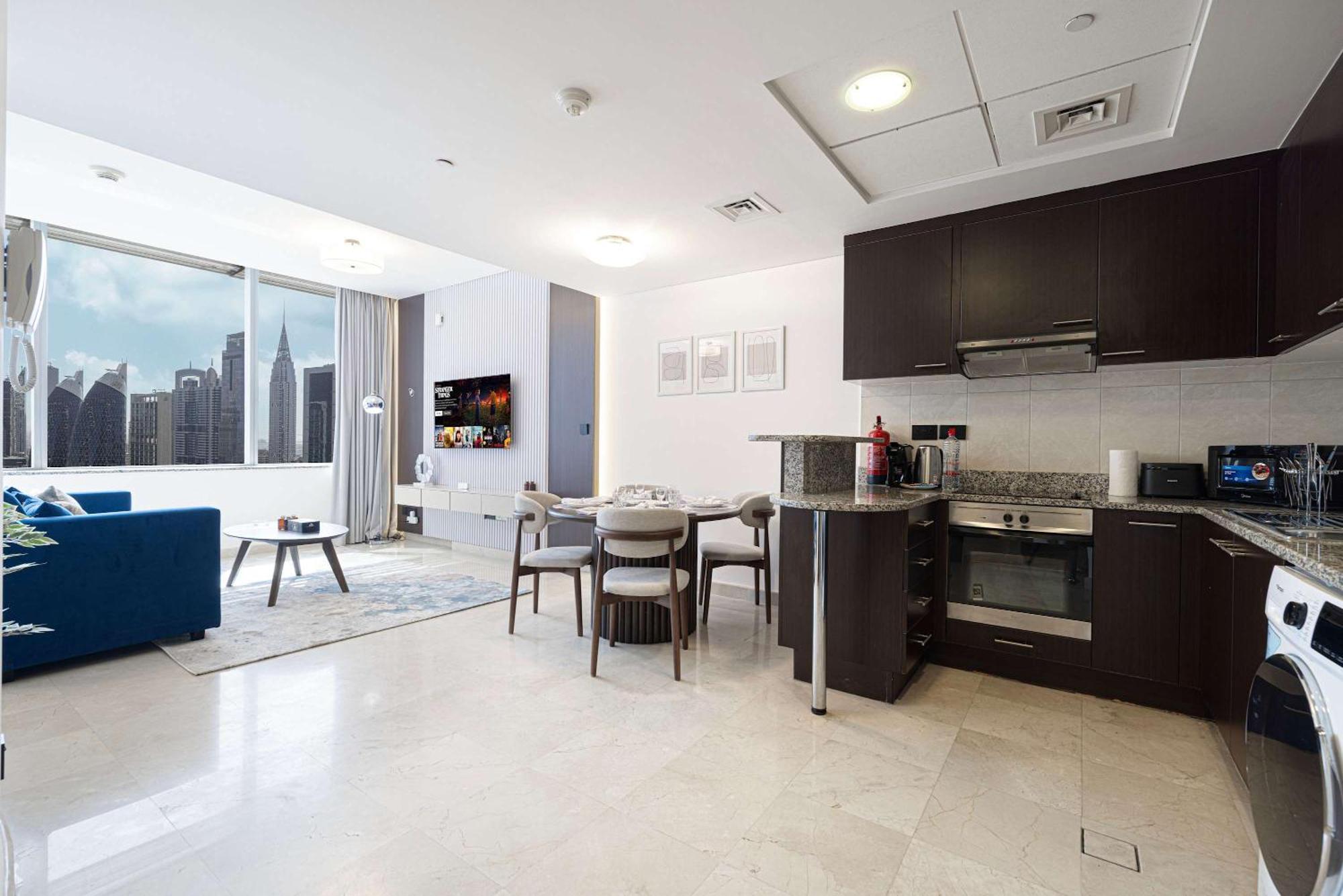 King Bed & Modern Comfort In Difc Downtown Apartment Dubai